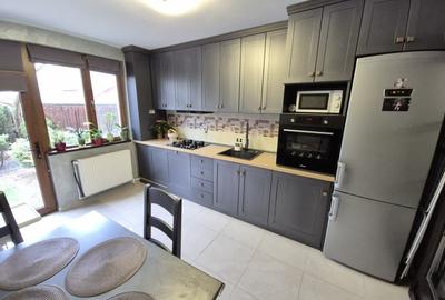 Apartament cu 3 camere decomandat, mobilat în Florești - 5