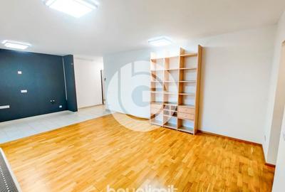 Spațiu comercial, de 55 mp, în Central - 3