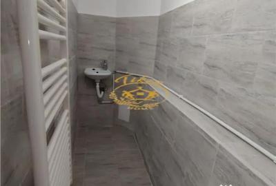 Spațiu comercial, de 72 mp, în Central - 14