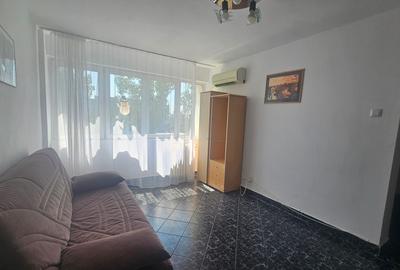 Apartament cu 2 camere semidecomandat, mobilat în Pajura - 5