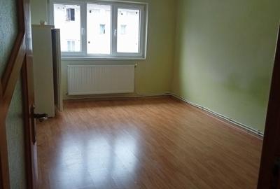 Apartament cu 2 camere decomandat în Fălticeni - 7