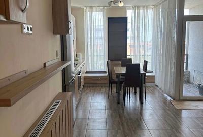 Apartament cu 2 camere decomandat în Central