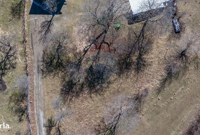 Teren de 1260 mp, în Bran