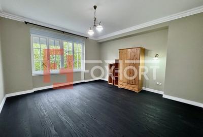 Apartament deosebit, 3 camere, zona Central - Bld. C.D. Loga - 23
