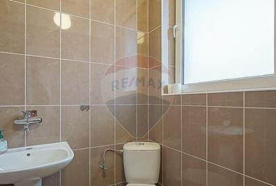 Teren si spa?iu de inchiriat pentru activitati sportive... - 1