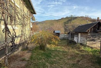 Casă cu 2 camere cu Teren 1370 Mp în Dragu - 3