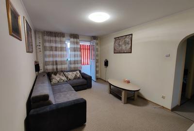 Proprietar - Apartament 3 camere decomandat si loc parcare - 10