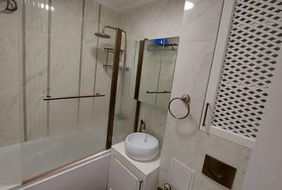 Garsonieră decomandată în Eroii Revoluției - 3