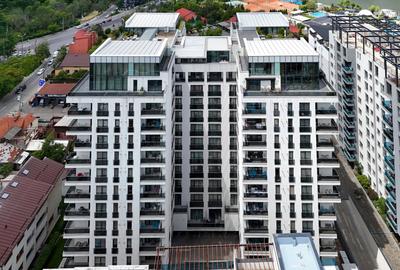 Apartament cu 4 camere decomandat în Floreasca