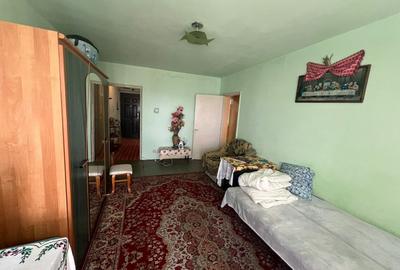 Apartament cu 3 camere decomandat în Gorjului - 11