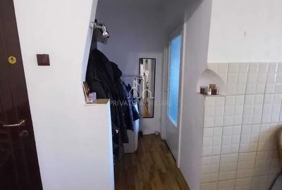Apartament cu 2 camere decomandat în Dâmbu Pietros - 5
