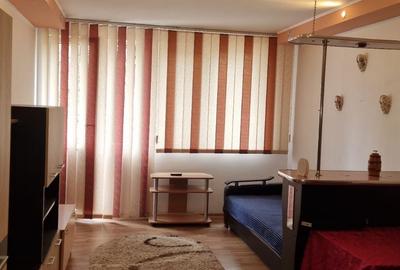 Garsonieră decomandată în Izvor - 6
