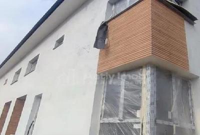 Casă cu 4 camere cu Canalizare în Dâmbul Rotund - 1