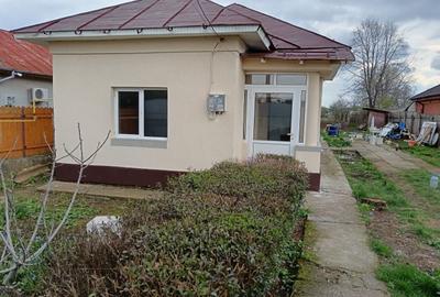 Casă cu 4 camere în Caracal - 2