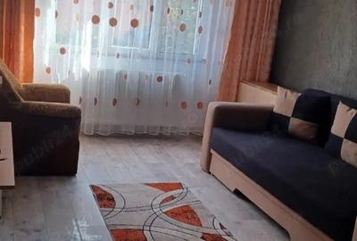 Garsonieră decomandată, mobilată în Astra