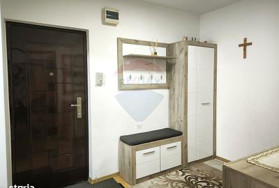 Apartament cu 3 camere decomandat în Vitrometan - 12