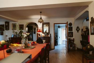 Proprietate in EXCLUSIVITATE Vila deosebita pe malul apei - 7