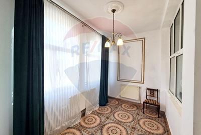 Casă cu 5 camere cu Teren 250 Mp în Tineretului - 14