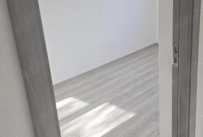 Apartament cu 3 camere semidecomandat în Micălaca - 3