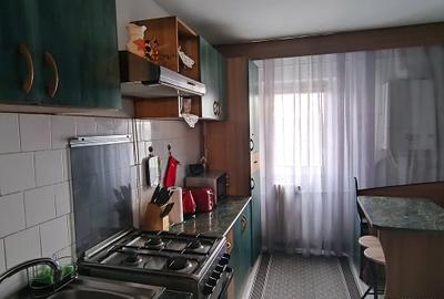 Apartament cu 4 camere decomandat, mobilat în Metalurgie - 9