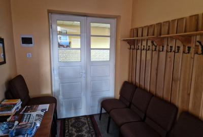 Casă cu 4 camere în Central - 7