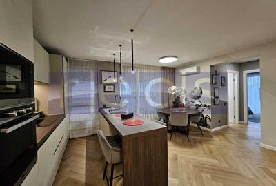 Apartament cu 4 camere decomandat în Central - 1