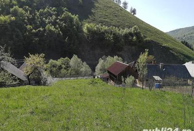 Teren de 1510 mp, în Leșu - 2