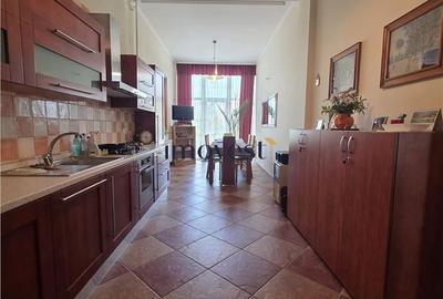 Apartament cu 3 camere decomandat în Central - 5
