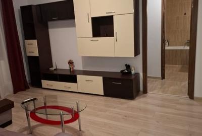 NĂVODARI-ERAJ 4 CU POD-CENTRAL-APARTAMENT 2 CAMERE- RENOVAT -MOBILAT - 2