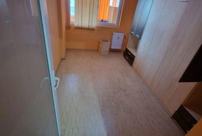 Apartament cu 4 camere semidecomandat în Pantelimon - 7
