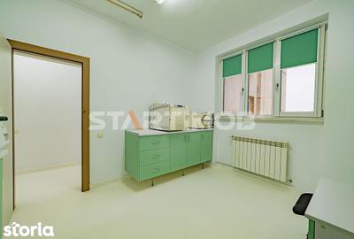 Spațiu comercial, de 115 mp, în Piața - 3