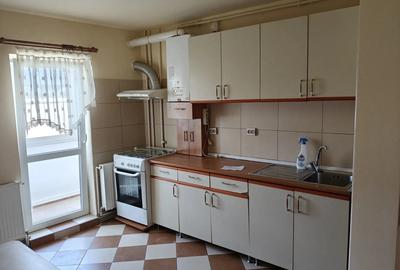 Inch ap 2 camere decomandat, 400 euro - 2