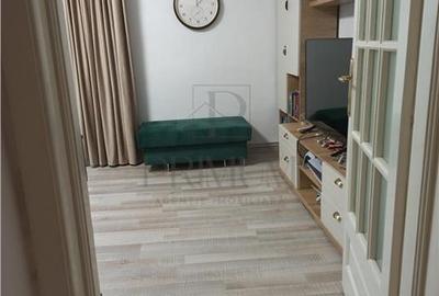 Apartament cu 3 camere decomandat, mobilat în Lipovei - 13