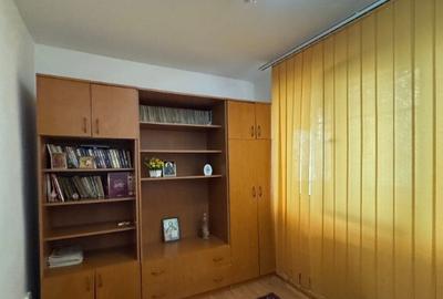 Vand apartament cu 2 camere parter - 7