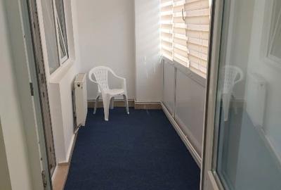 Inchiriez apartament cu  2 camere centru - 4