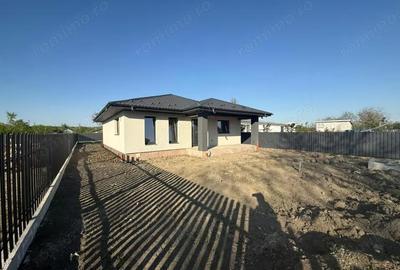Casă cu 3 camere cu Teren 430 Mp în Central - 7