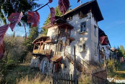 Casă cu 7 camere cu Teren 996 Mp în Nord