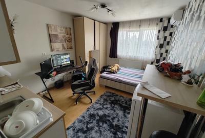 Garsonieră nedecomandată, mobilată în Vitan