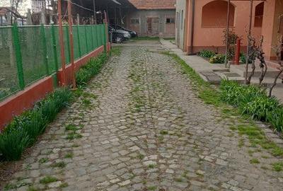 Casă cu 5 camere în Central - 6