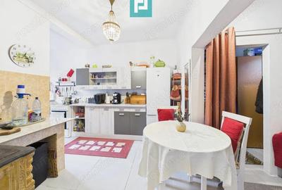 Casa renovata in localitatea Comane?ti, Arad - 4