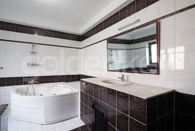 Casă individuală cu 10 camere cu Canalizare în Floreasca - 8