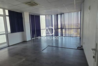 Spațiu comercial, de 43 mp, în Central - 14