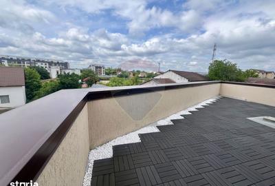 Apartament cu 3 camere în Turnișor