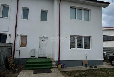 Casă cu 5 camere cu Teren 500 Mp în Crevedia - 18
