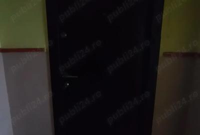 Apartament cu trei camere de vanzare in cartierul Rodnei, Reghin - 1