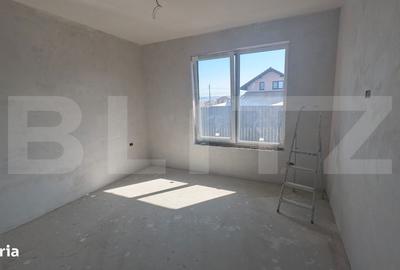 Casă cu 4 camere cu Teren 480 Mp în Cetate