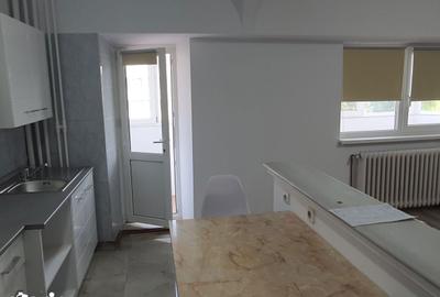 Apartament cu 2 camere decomandat în Păcurari - 12