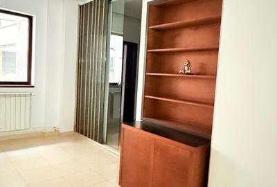 Apartament cu 4 camere decomandat, mobilat în Magheru - 3