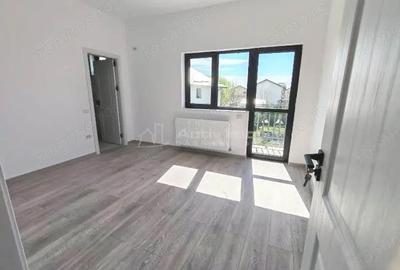 Casă cu 5 camere cu Teren 300 Mp în Alexandriei - 3
