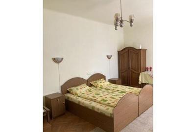 Casă cu 10 camere cu Teren 1200 Mp în Central - 5